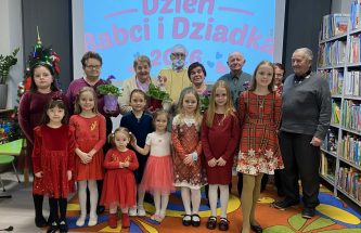 Przejdź do wpisu Dzień Babci i Dziadka w bibliotece.
